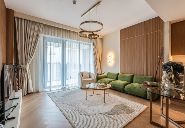 Апартаменты на Dubai - Sophisticated 2BDR in Surf At Creek Beach