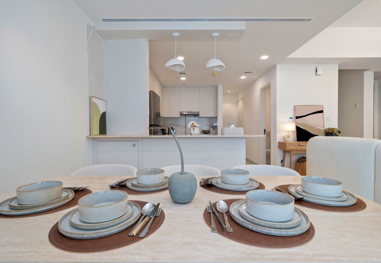 Таунхаус на Dubai - Modern 3-Bedroom Townhouse with Maid’s Room & Private Garden