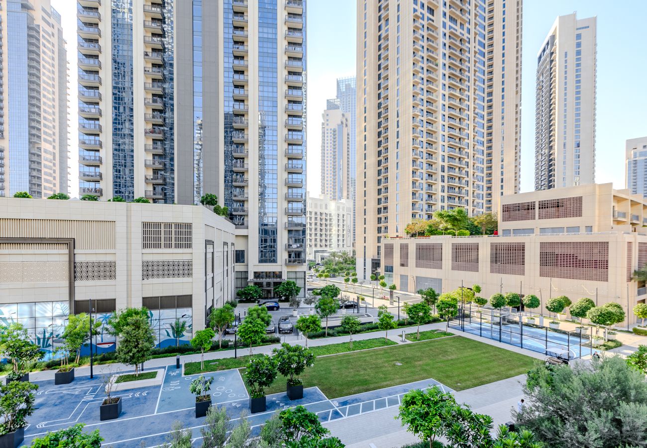 公寓 在 Dubai - Spacious and modern  1BDR Apartment in Creek Harbour / 17 Icon Bay