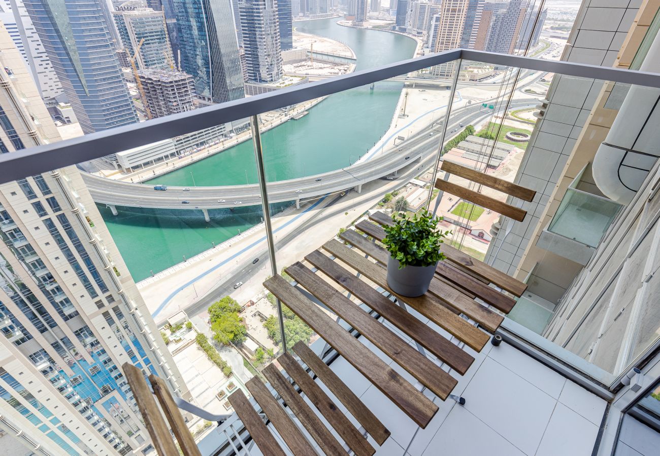 公寓 在 Dubai - 1 BDR Apartment | Canal view | Burj Khalifa view