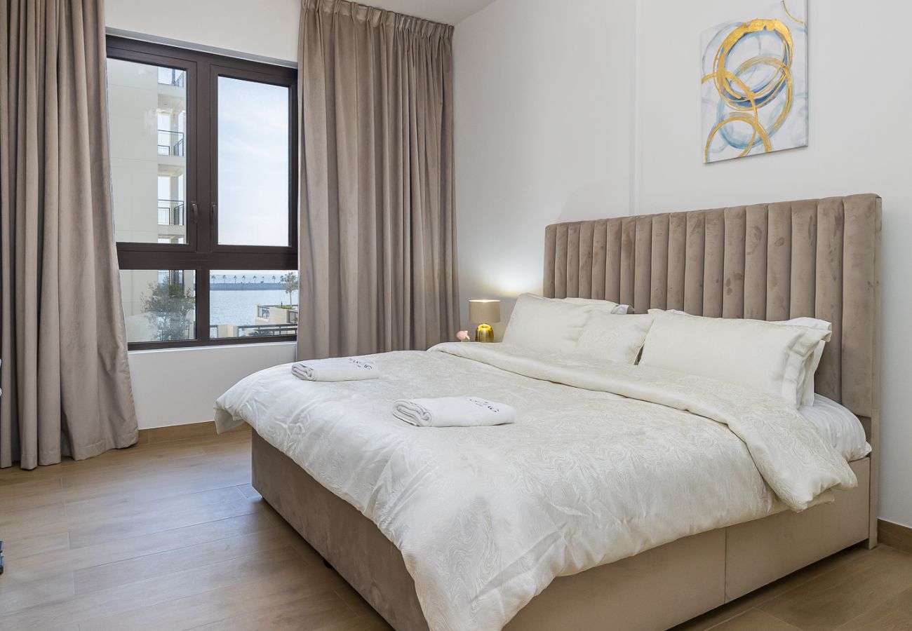 公寓 在 Dubai - Chic 1-Bedroom Apartment with Stunning Views in La Mer