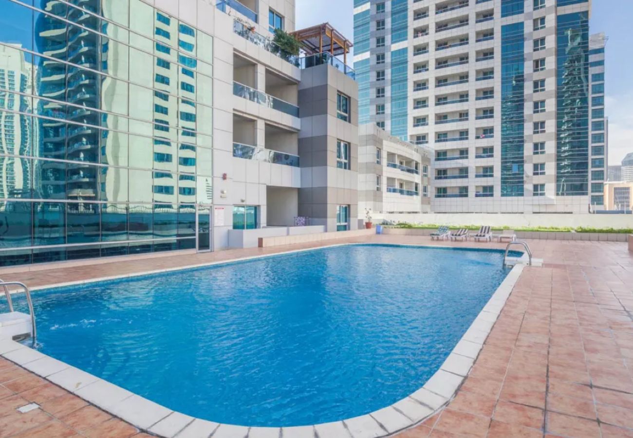 公寓 在 Dubai - 1 BDR Apartment with office space / Dubai Marina