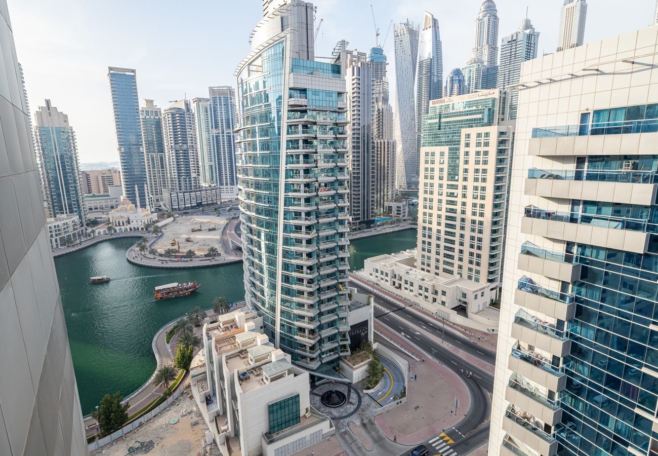 公寓 在 Dubai - 1 BDR Apartment with office space / Dubai Marina