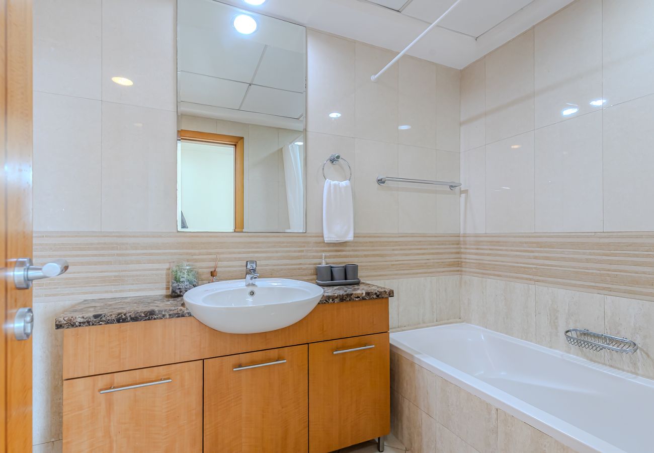 公寓 在 Dubai - Spacious 3BDR Apartment in Marina with working desk