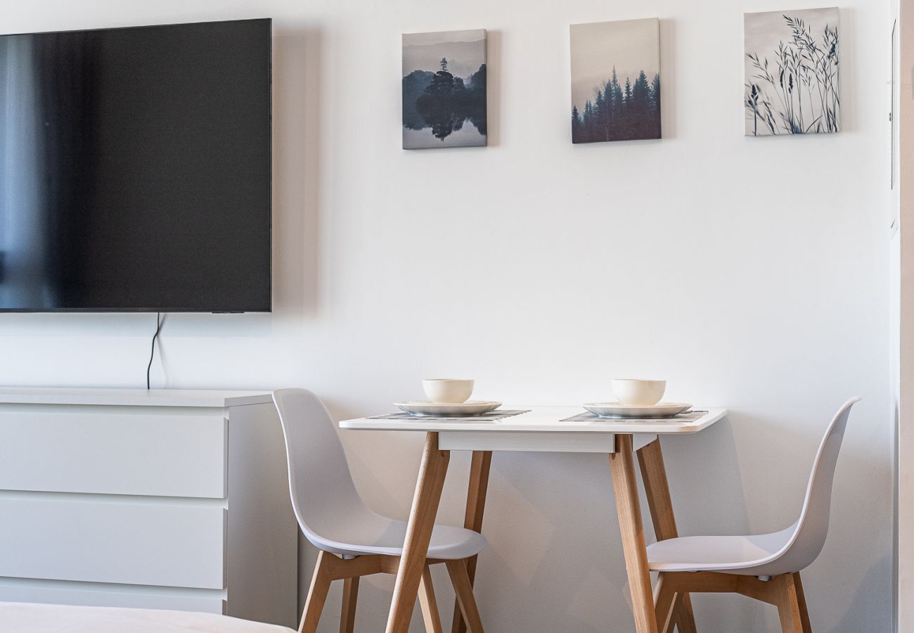 公寓 在 Dubai - Spacious Studio in Dubai Production City