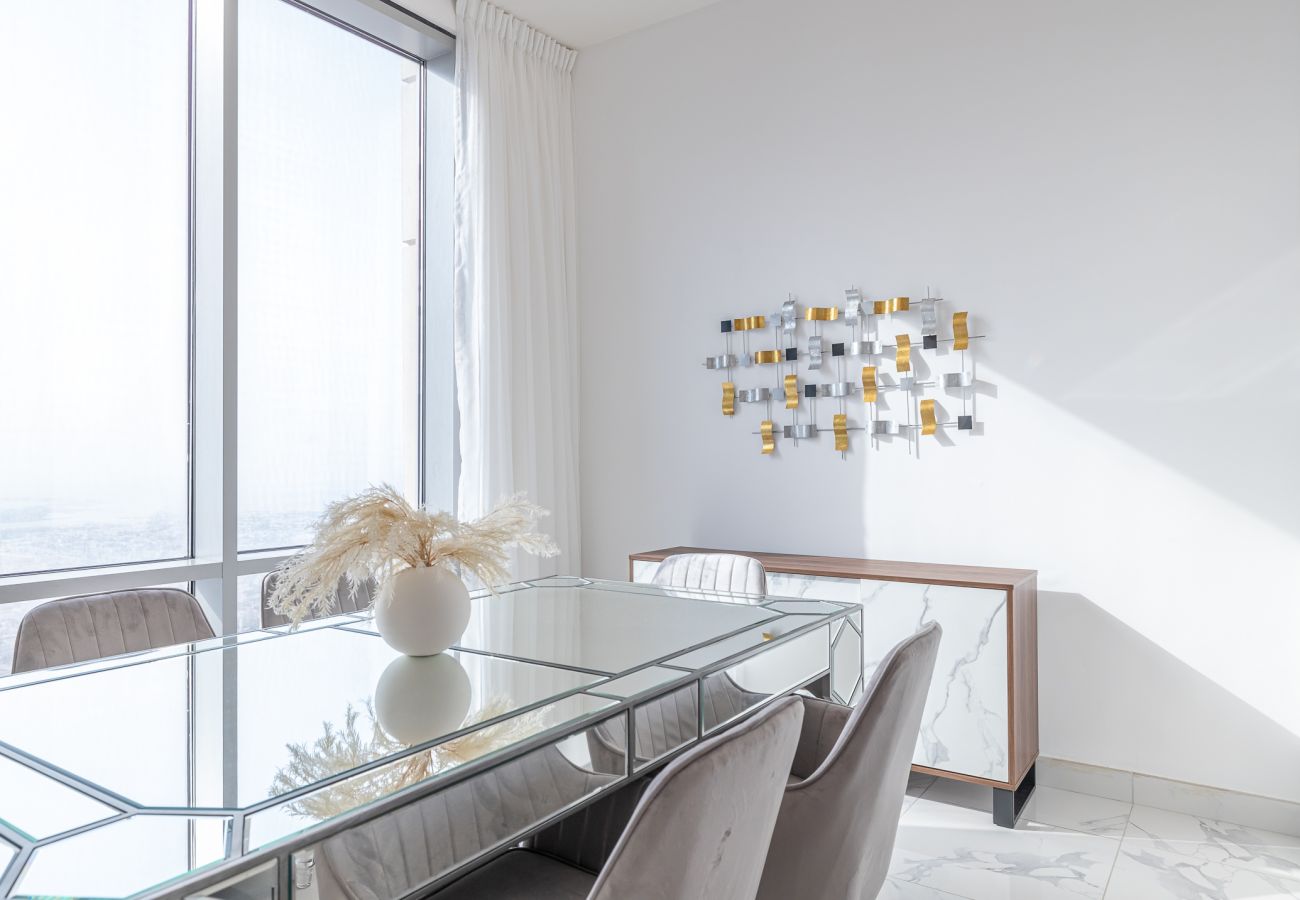 公寓 在 Dubai - Spacious 3BDR + maid room / Business Bay 