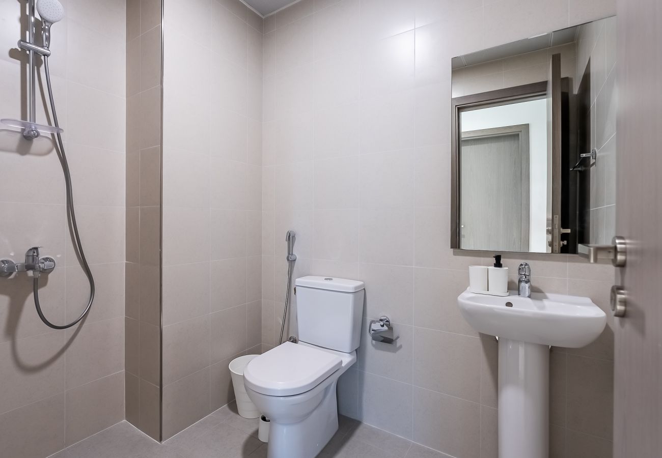 公寓 在 Dubai - 3BDR + Maid Room I District One I City view