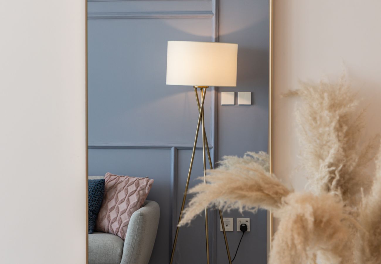 公寓 在 Dubai - Luxurious 2-Bedroom Apartment with Burj Khalifa & Waterfront Views 