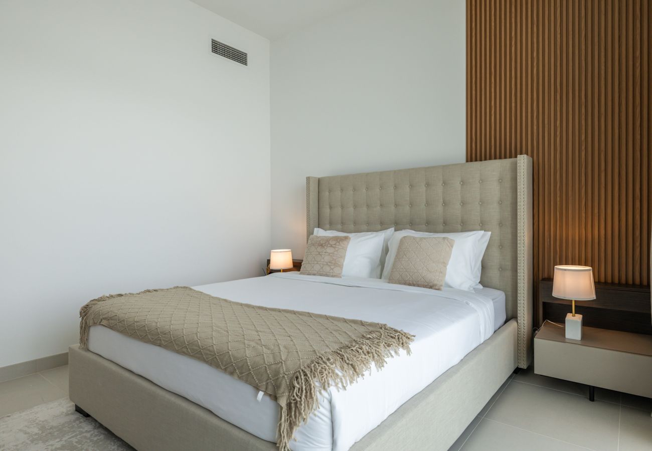 公寓 在 Dubai - Luxurious 2-Bedroom Apartment with Burj Khalifa & Waterfront Views 