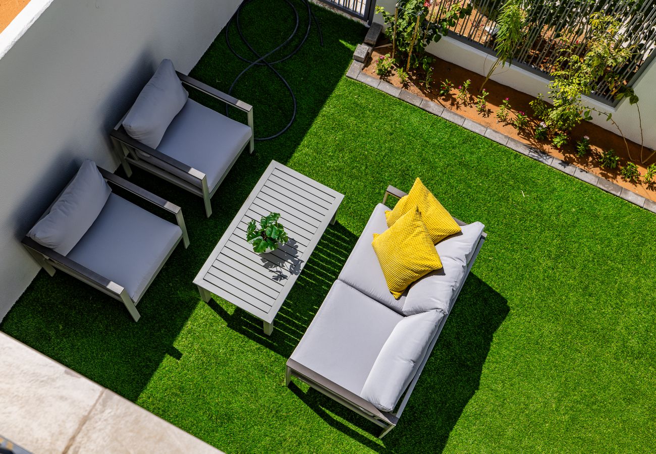 公寓 在 Dubai - Elegant villa with 3 BDR I Maid Room I Garden /B67