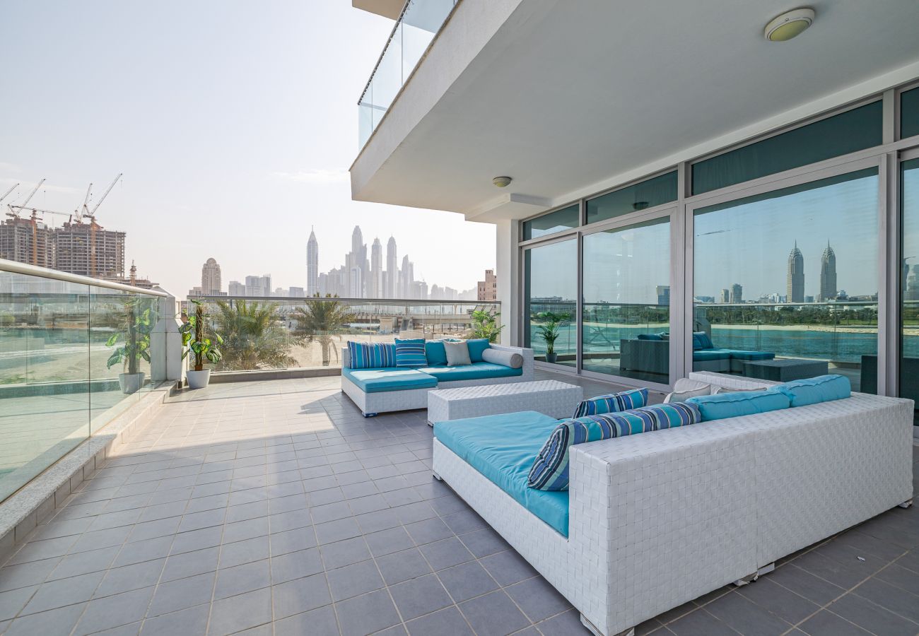 公寓 在 Dubai - 117 / 2BDR + maid room / Sea view /Beach access  