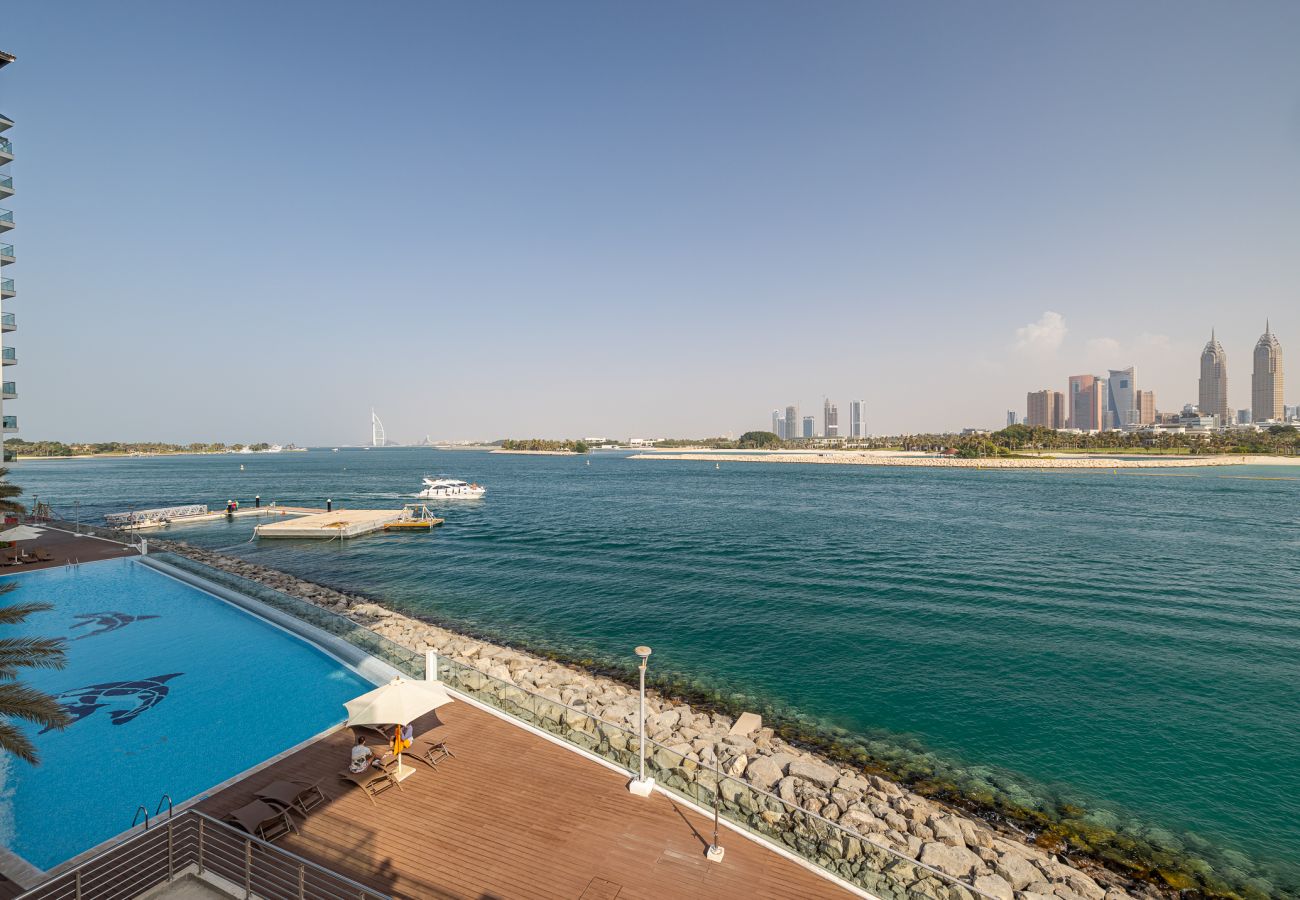公寓 在 Dubai - 117 / 2BDR + maid room / Sea view /Beach access  