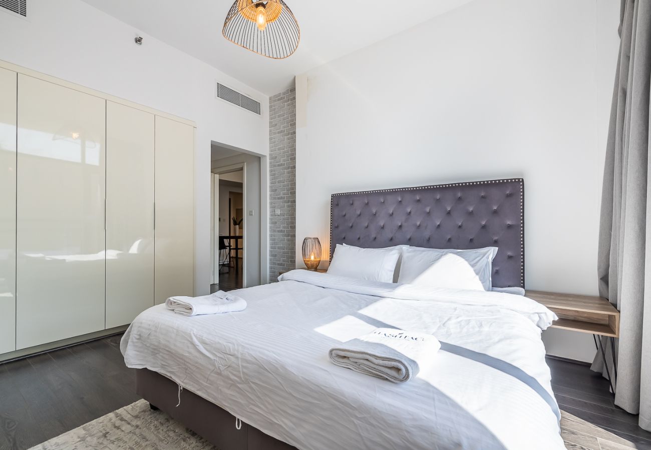 公寓 在 Dubai - Beautiful 1Bedroom Apartment / J8