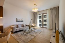 公寓 在 Dubai - Chic 1-Bedroom Apartment with Stunning...