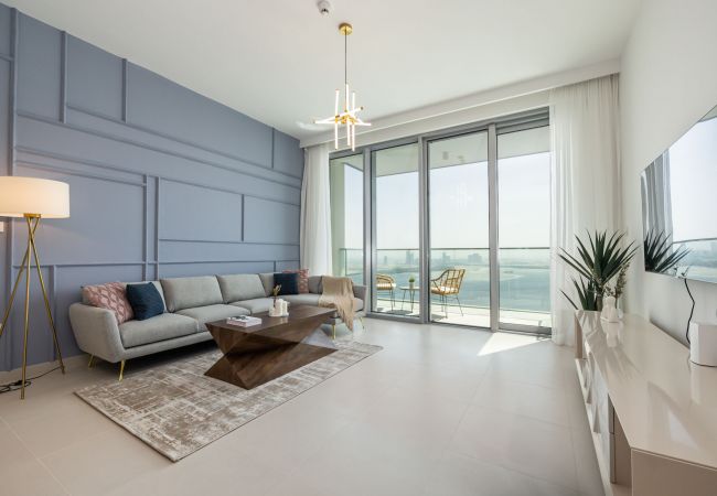 公寓 在 Dubai - Luxurious 2-Bedroom Apartment with Burj Khalifa & Waterfront Views 