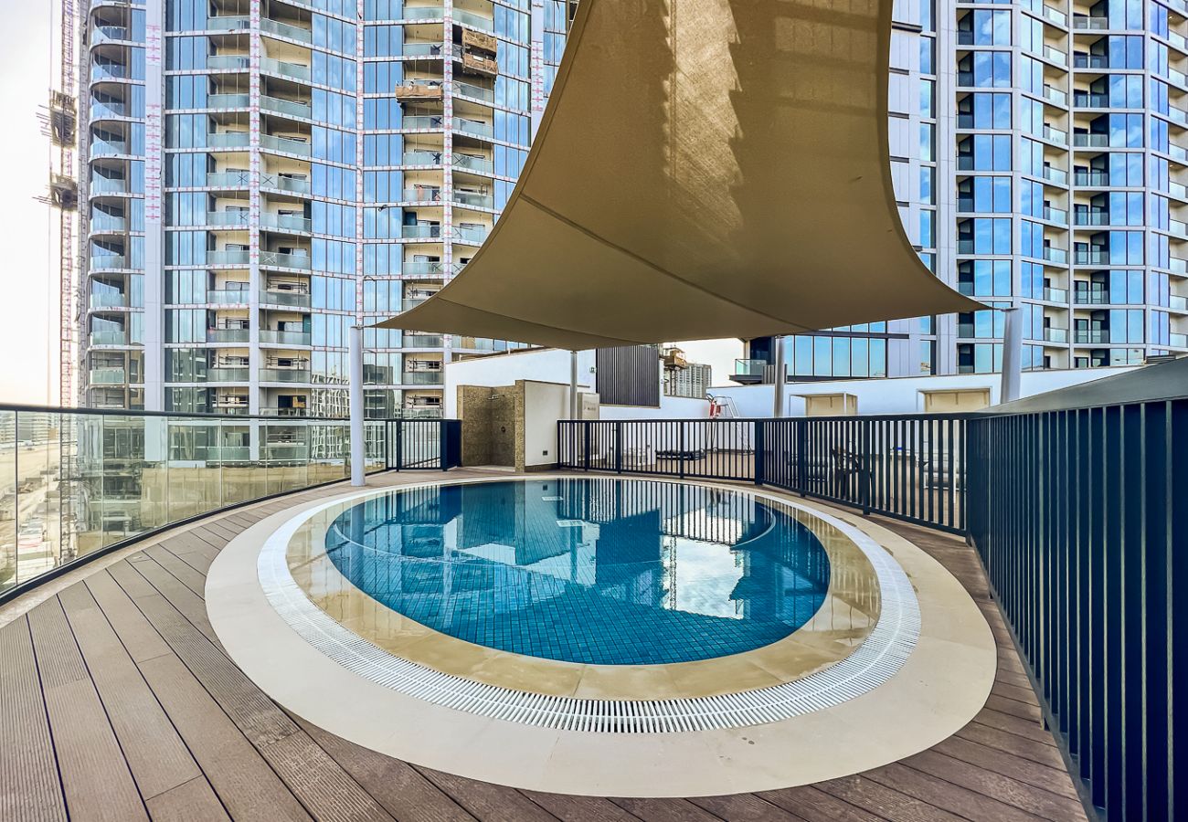 公寓 在 Dubai -  Modern 1-Bedroom Apartment with Burj Khalifa Views | Sobha Waves I 3515