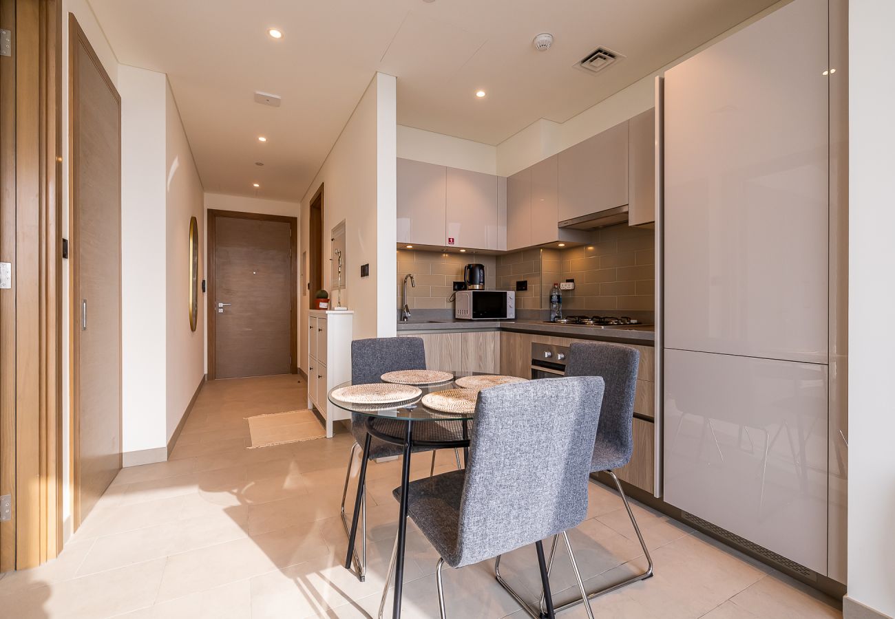 公寓 在 Dubai -  Modern 1-Bedroom Apartment with Burj Khalifa Views | Sobha Waves I 3515