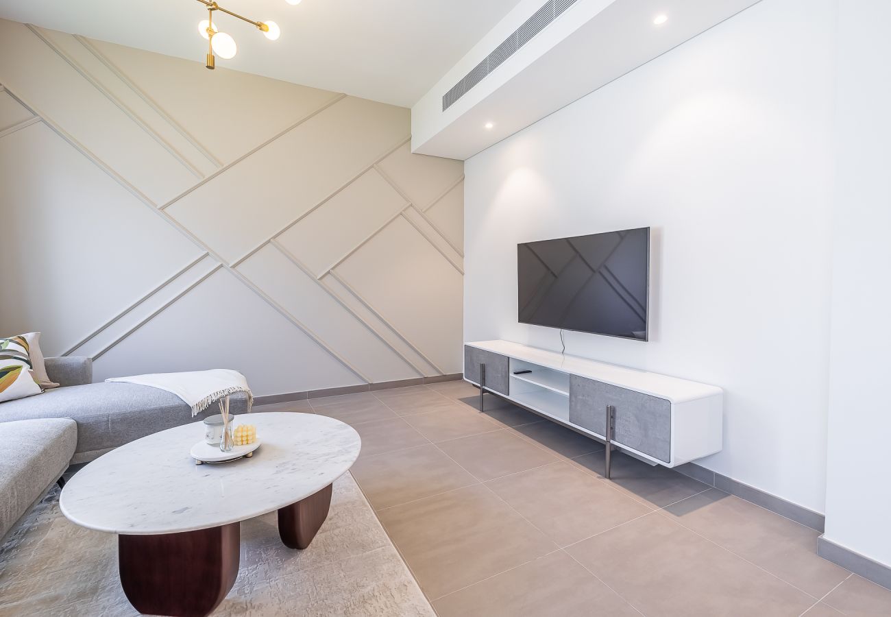 Townhouse 在 Dubai - Elegant villa with 3 BDR I Maid Room I Garden /B51