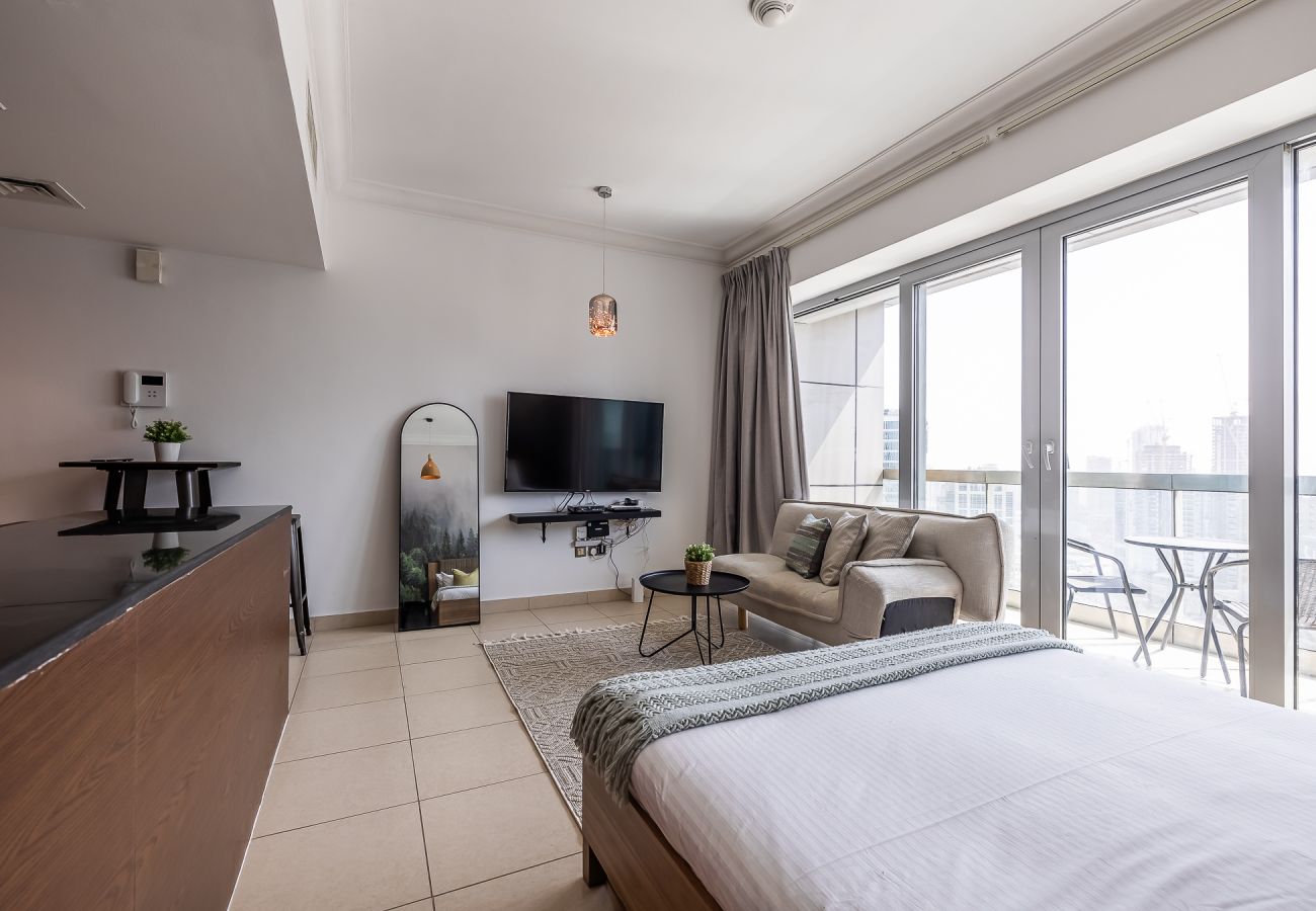 公寓 在 Dubai - Studio Next to Burj Khalifa / Large Balcony With City View