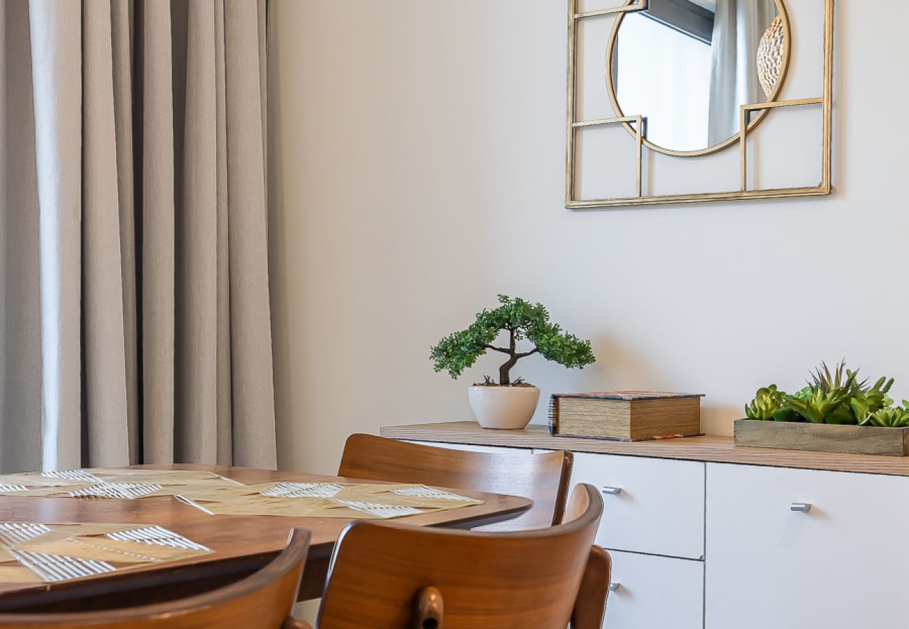 Townhouse 在 Dubai - Exquisite 3-Bedroom Villa in Tilal Al Ghaf with Private Garden and Modern Amenities I B329