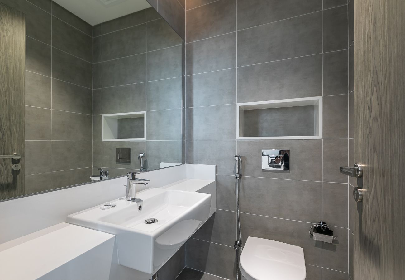 公寓 在 Dubai - Lagoon-Facing 1BR Apartment | Residences 14, District One