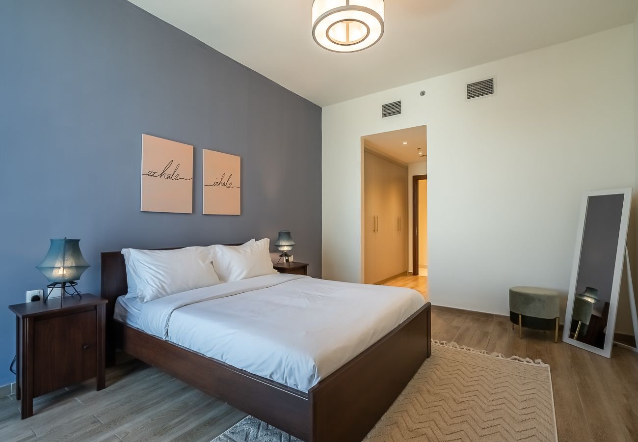 公寓 在 Dubai - Elegant 3-Bedroom Apartment with Maid’s Room in Noora Tower – Al Habtoor City