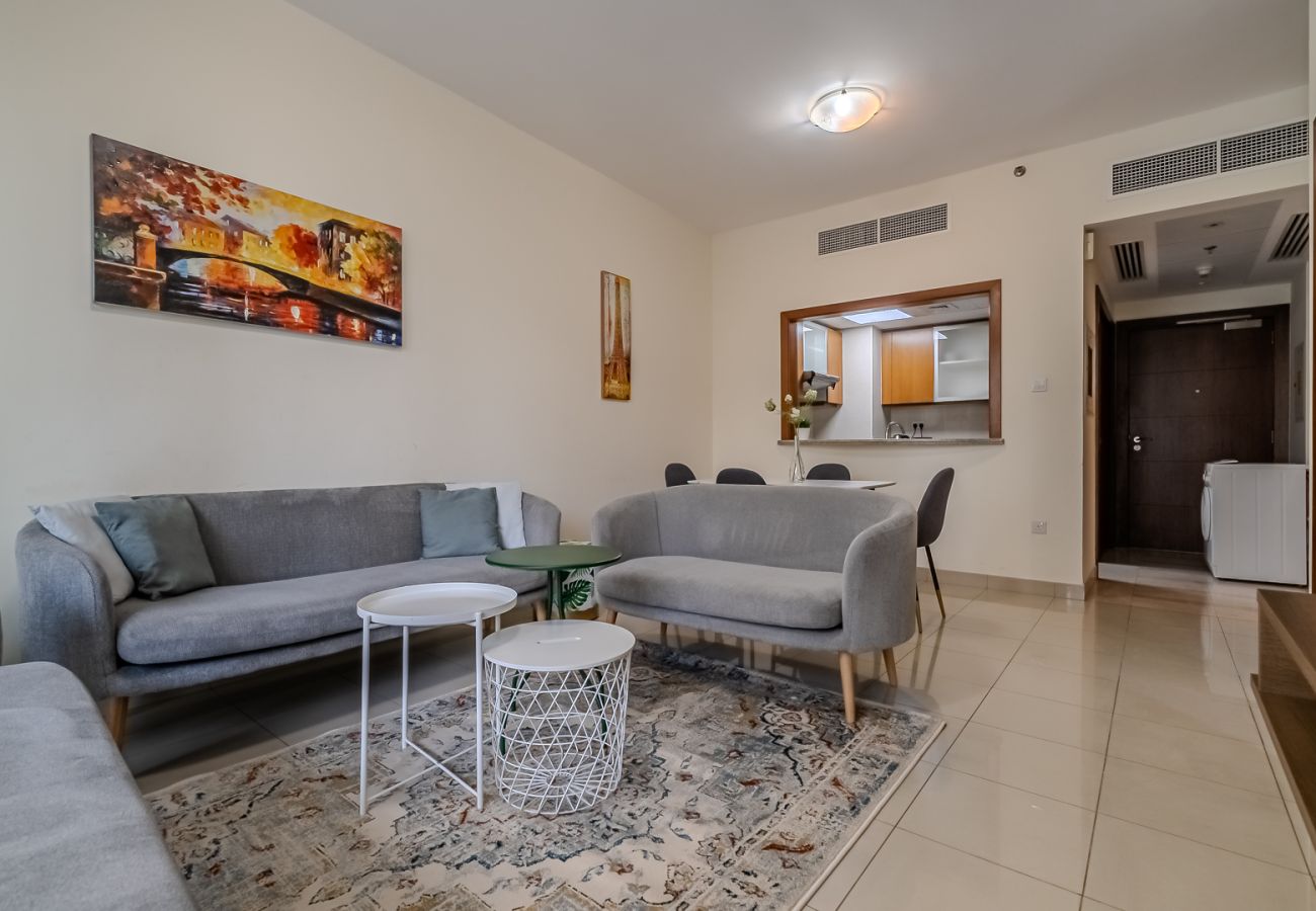 公寓 在 Dubai - Spacious 1BDR Apartment with partial Burj Khalifa view