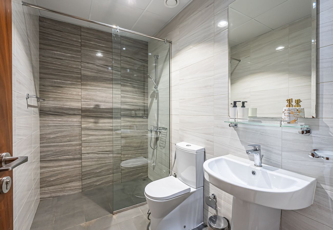 公寓 在 Dubai - Bright & Stylish Studio Apartment in the Heart of Downtown Dubai