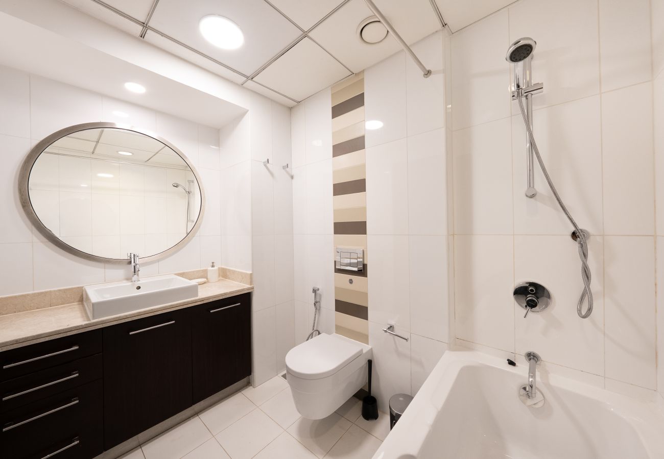 公寓 在 Dubai - Spacious 2BDR apartment in Downtown Dubai