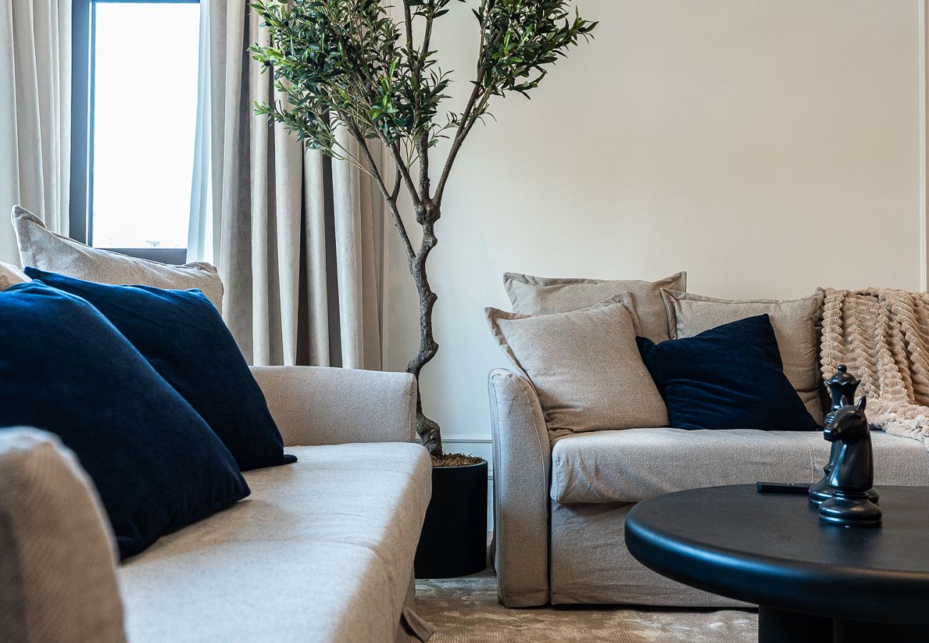 公寓 在 Dubai - 2BDR apartment with the balcony I Golden Mile / 209 