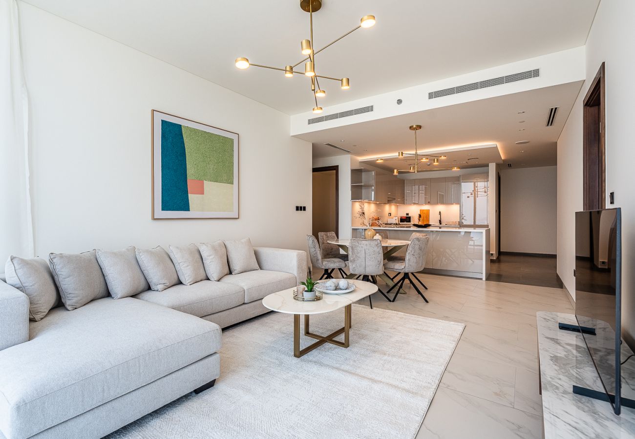 公寓 在 Dubai - Elegant 2-Bedroom Apartment with Stunning City and Water Views