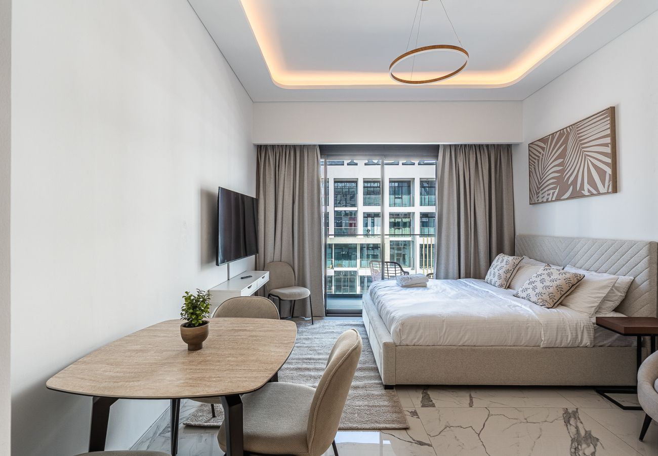 工作室 在 Dubai - Modern Studio Apartment with Outdoor views I Azizi 67