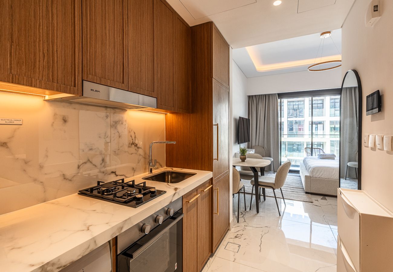 工作室 在 Dubai - Modern Studio Apartment with Outdoor views I Azizi 67